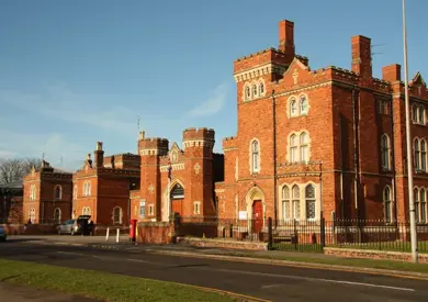 1 Hahfaqvkqkqqglvamspdsw