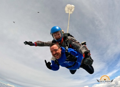5 Freefall 000404 44 V #Cm